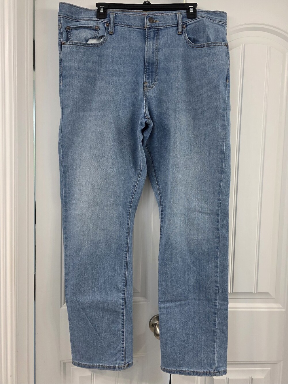 Lucky Brand 410 Straight Jeans 38X34